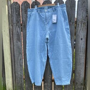 Barrel balloon leg light wash jeans